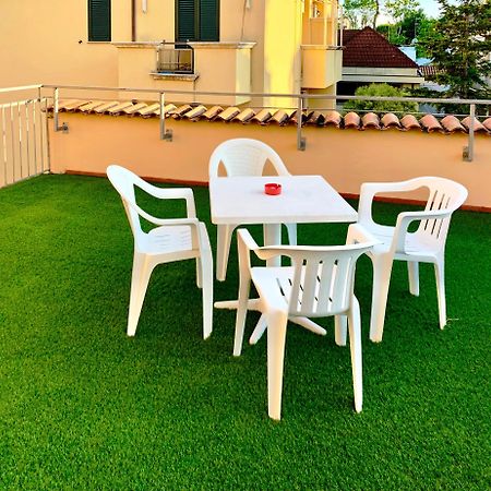 Hotel Garni Picnic Riccione Exterior foto