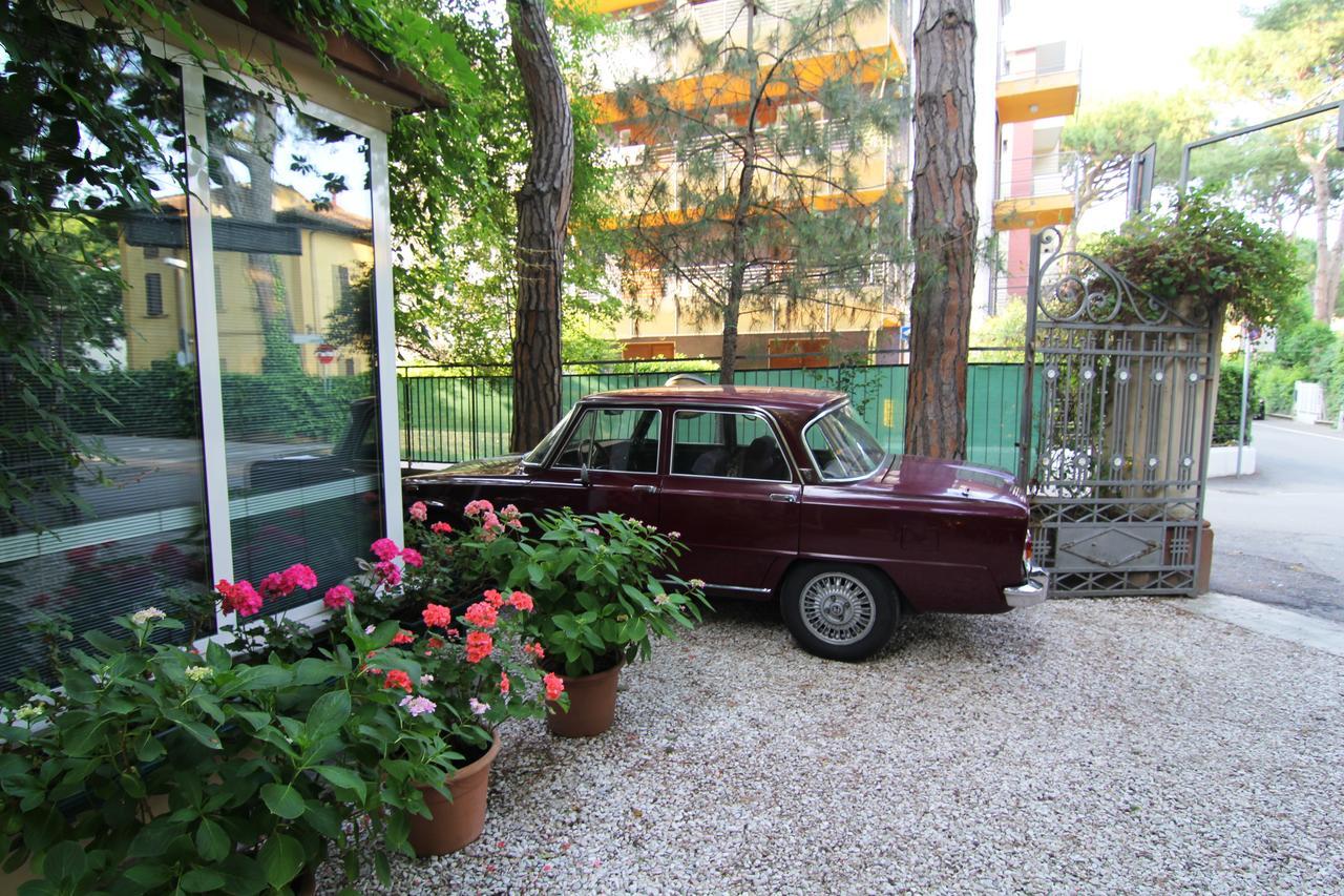 Hotel Garni Picnic Riccione Exterior foto